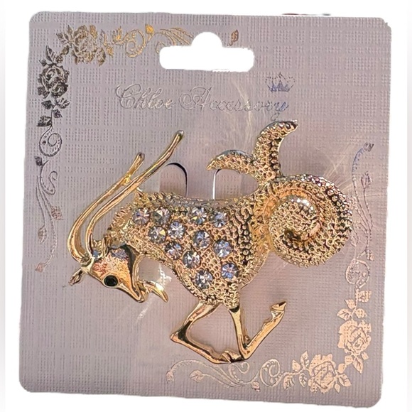 3/$25 Chloe Accessory Gold Tone Aries Zodiac Ram Pin Brooch - Picture 1 of 2